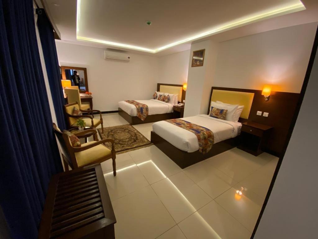 Grand Mongolia Hotel ラーワルピンディー エクステリア 写真