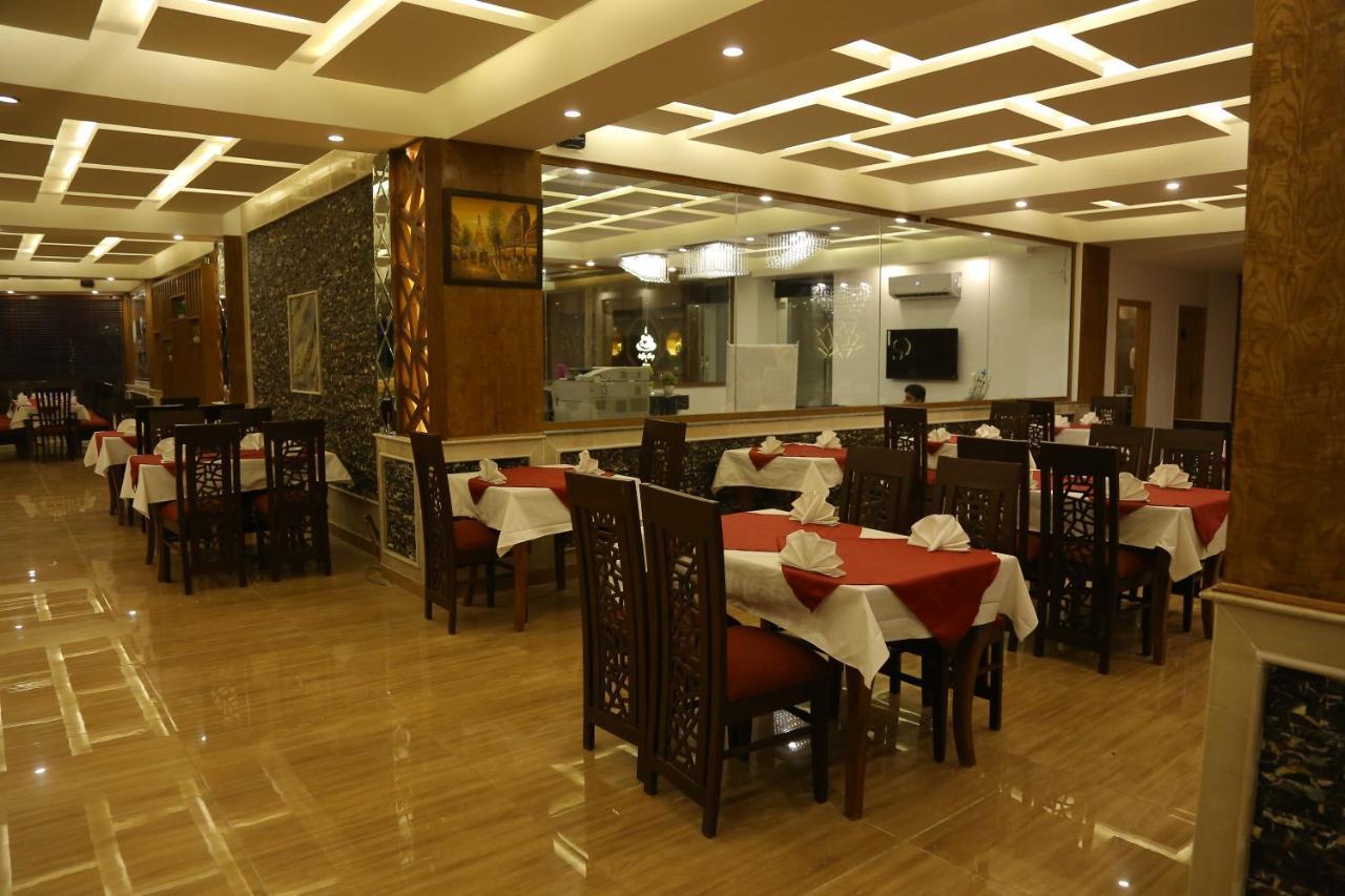 Grand Mongolia Hotel ラーワルピンディー エクステリア 写真
