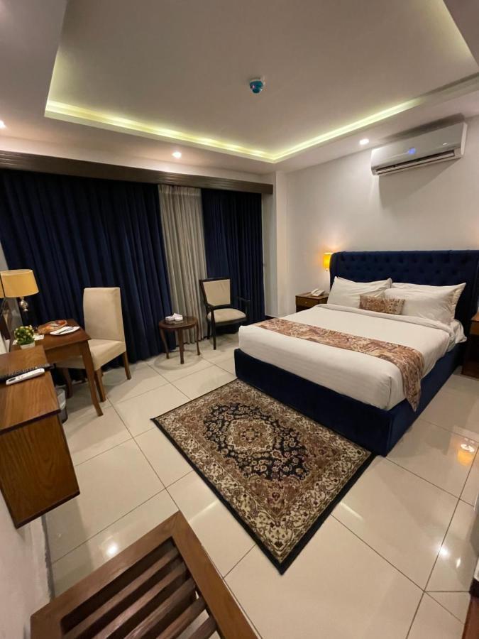 Grand Mongolia Hotel ラーワルピンディー エクステリア 写真